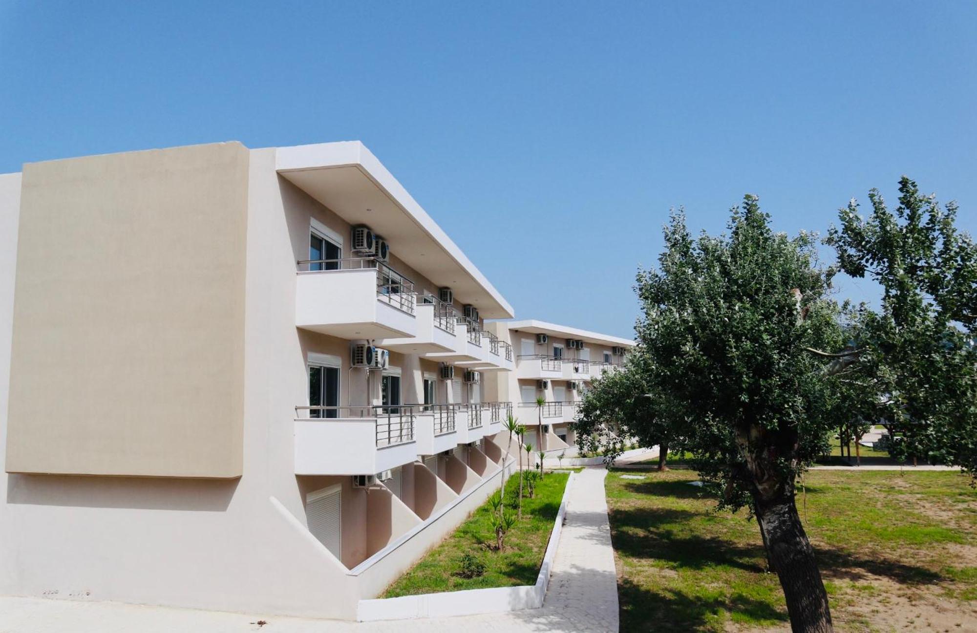 Hotel Sarti Beach Exterior photo