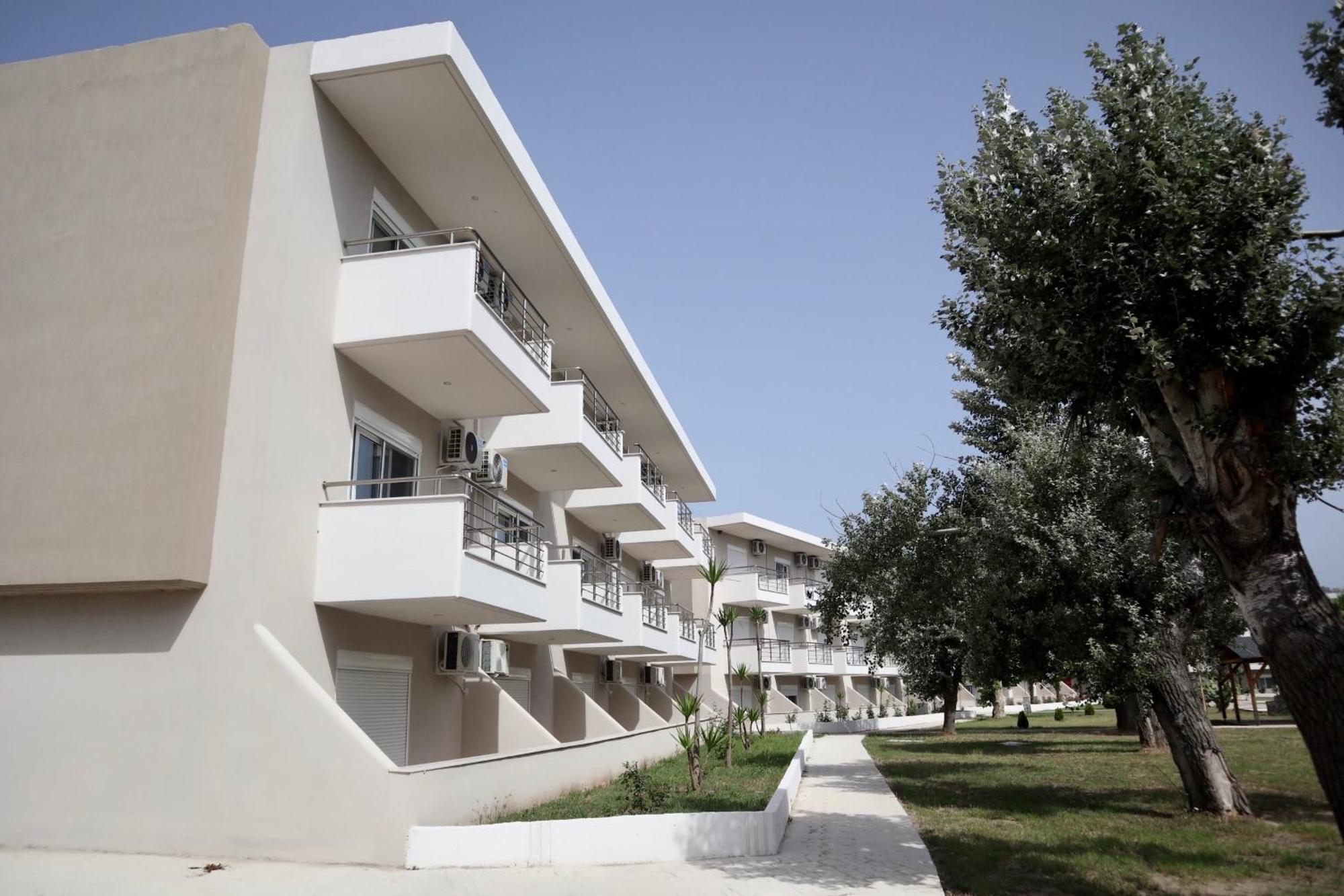 Hotel Sarti Beach Exterior photo