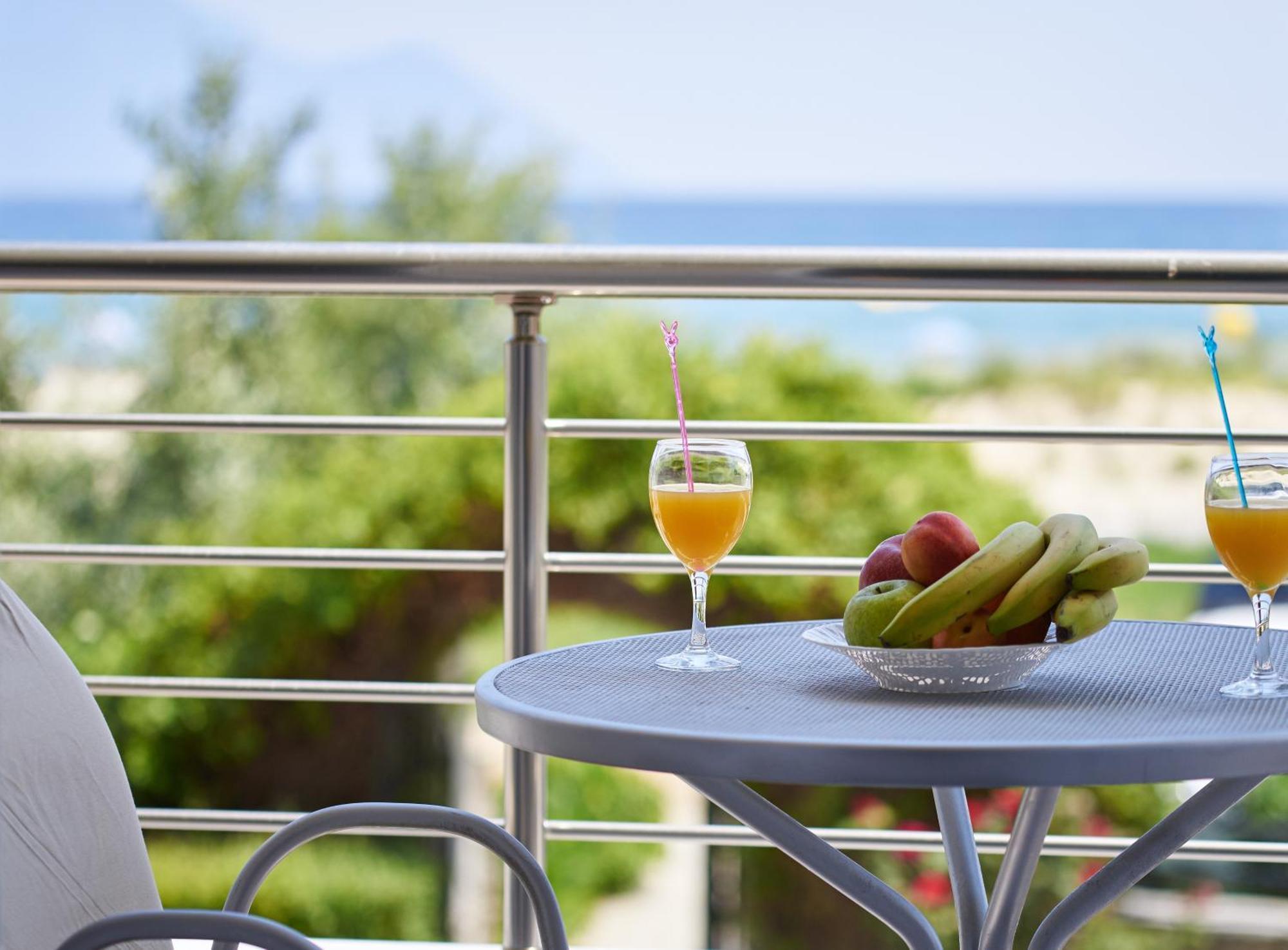 Hotel Sarti Beach Room photo